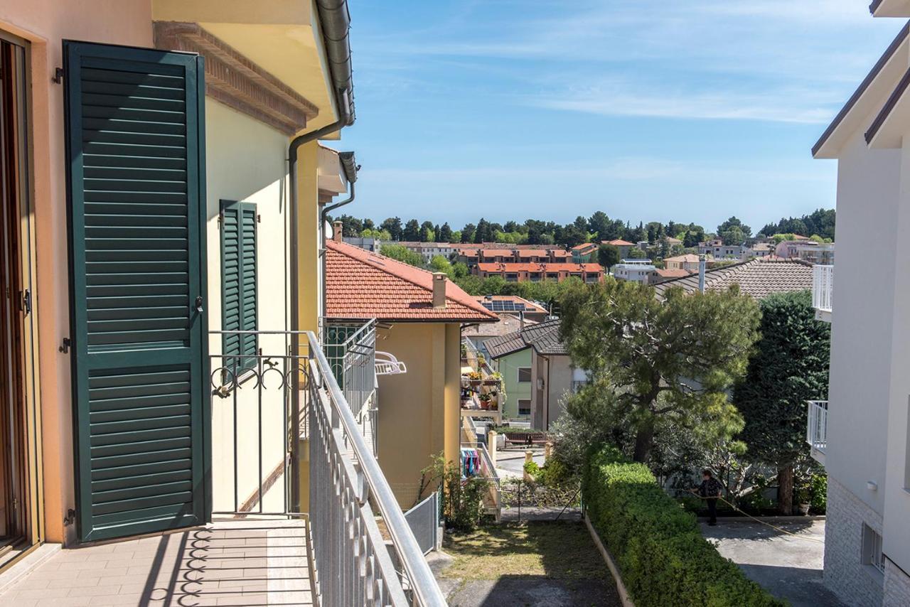 S130 - Sirolo, Deliziosa Villetta Con Terrazzo Eksteriør bilde